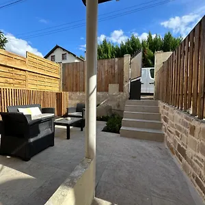Séjour chez l'habitant -sans Cuisine -avec Terrasse Et Entree Independantes A 25 Min De Paris, Yerres